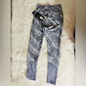 NEW BCBGMAXAZRIA LEGGINS SIZE S